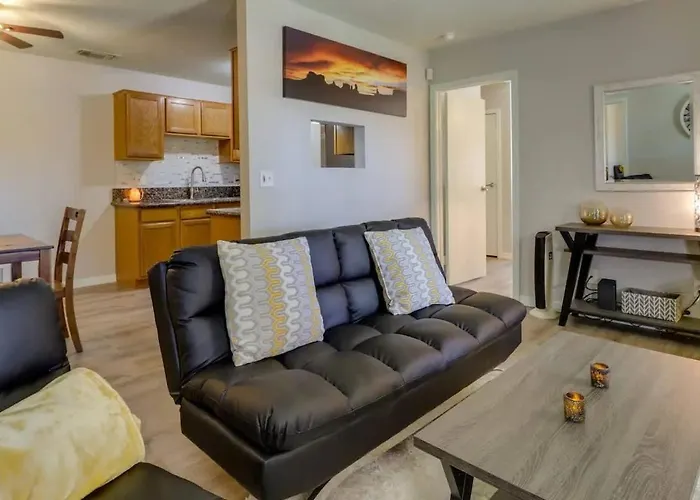 2br With Patio Heated Pool & Gym Access * Phoenix